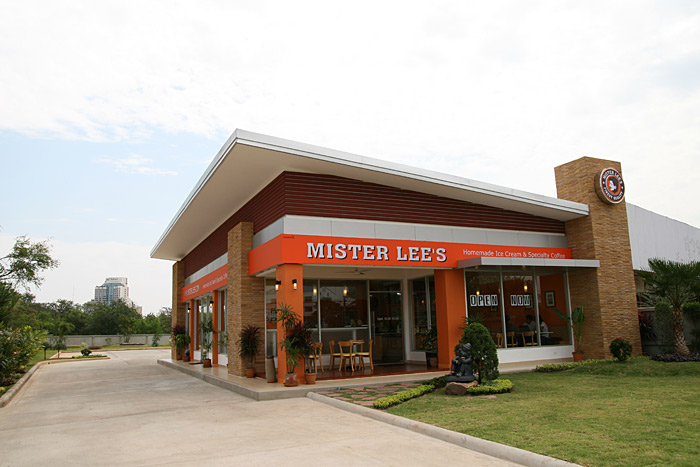 MISTER LEE'S